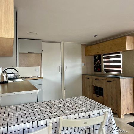 Готель Sonata Camp Ястарня Екстер'єр фото