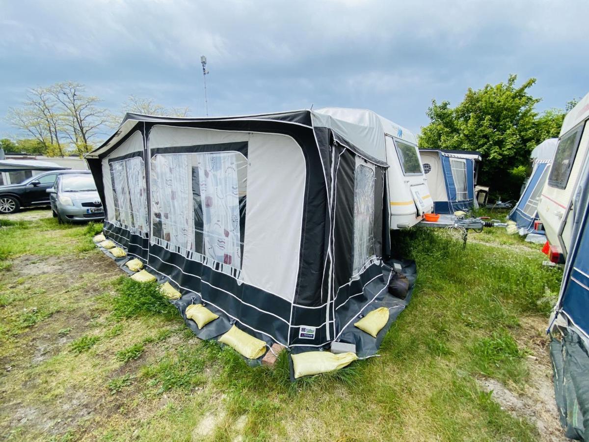 Готель Sonata Camp Ястарня Екстер'єр фото
